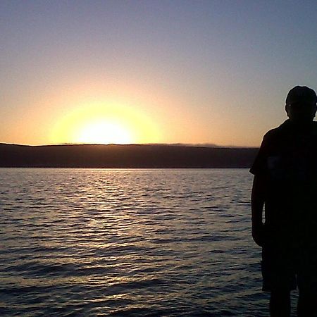 Walking On Water Guest House Langebaan Exterior foto